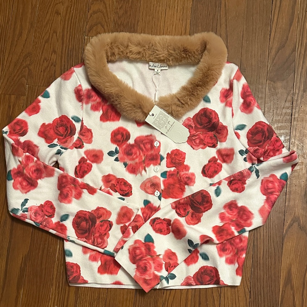 For love & lemons Floral Cardigan with Faux Fur Collar s roses - Picture 4 of 6